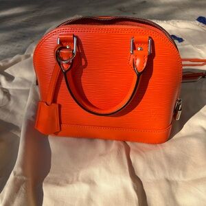 Louis Vuitton Alma BB